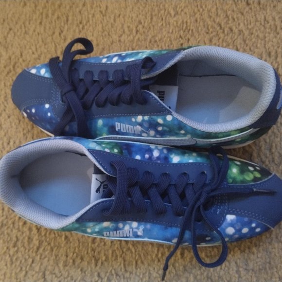 Puma shoes - Picture 2 of 4